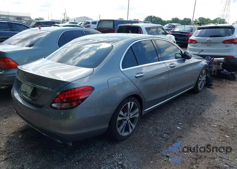 2016 Mercedes-Benz C 300 Luxury/Sport из США, поврежденный, VIN 55SWF4JB5GU115879